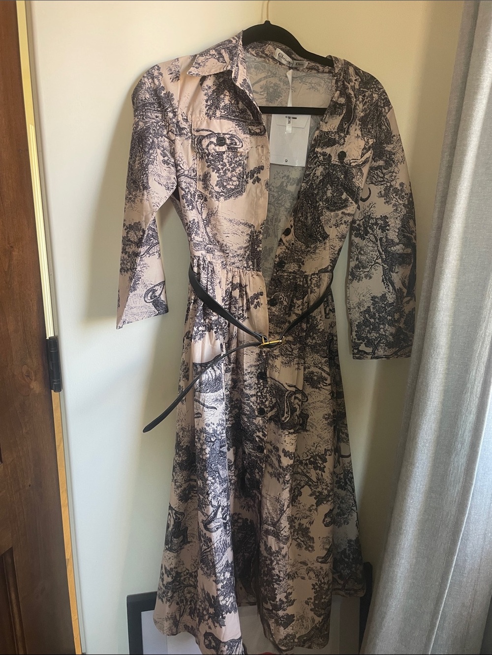 Toile dress button down black tan belted small medium